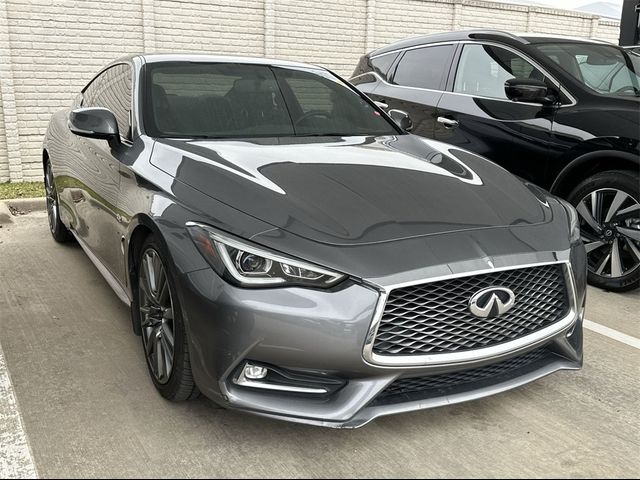 2017 INFINITI Q60 Sport