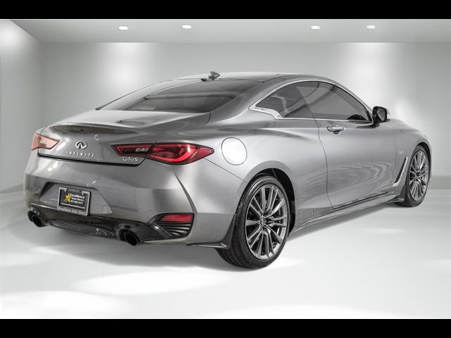 2017 INFINITI Q60 Sport