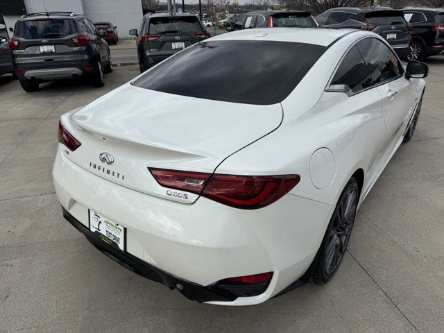 2017 INFINITI Q60 Red Sport 400