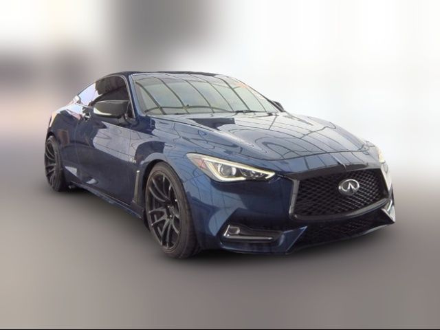 2017 INFINITI Q60 Red Sport 400