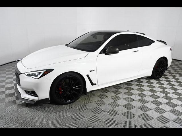 2017 INFINITI Q60 Red Sport 400