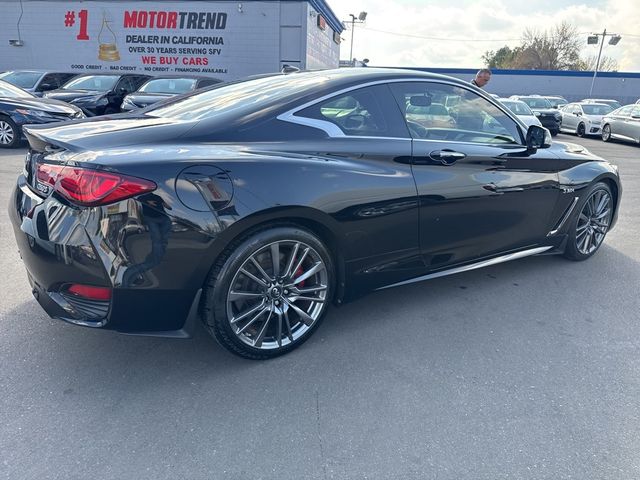 2017 INFINITI Q60 Red Sport 400