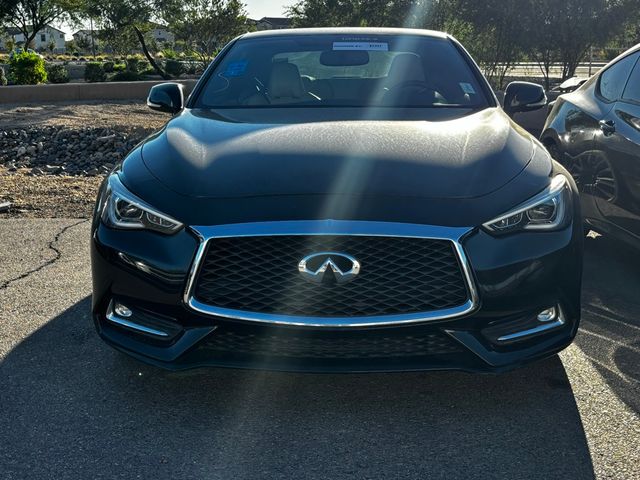 2017 INFINITI Q60 Red Sport 400