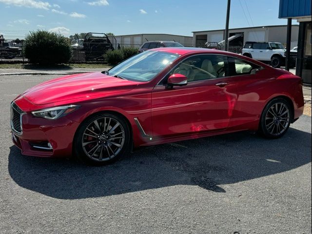 2017 INFINITI Q60 Red Sport 400