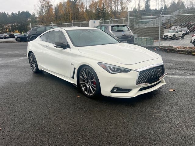 2017 INFINITI Q60 Red Sport 400