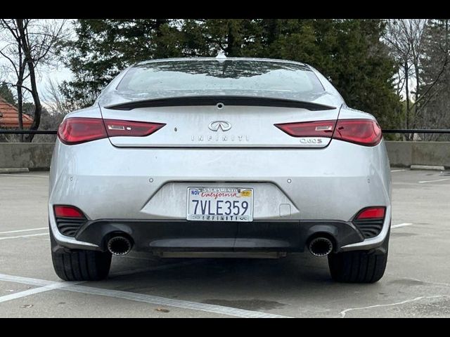 2017 INFINITI Q60 Red Sport 400