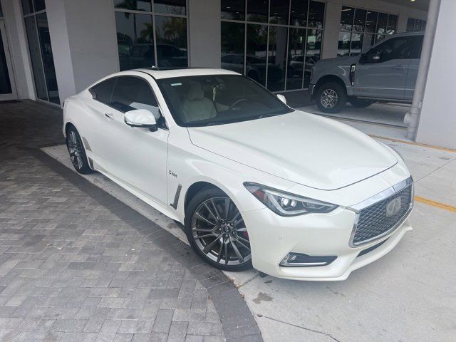 2017 INFINITI Q60 Red Sport 400