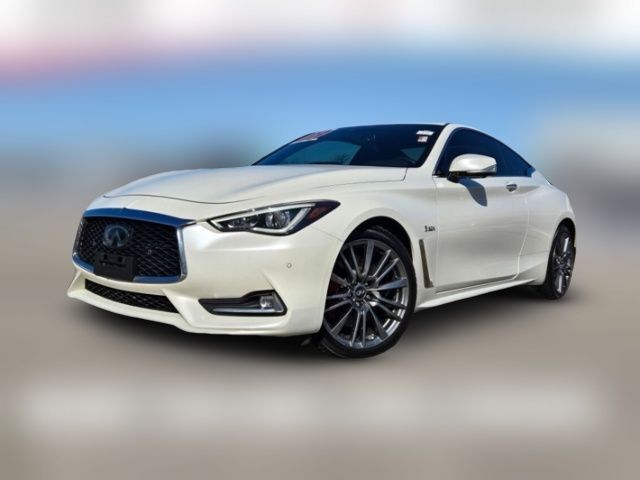 2017 INFINITI Q60 Red Sport 400