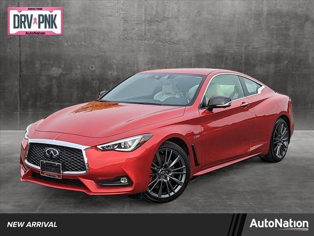 2017 INFINITI Q60 Red Sport 400