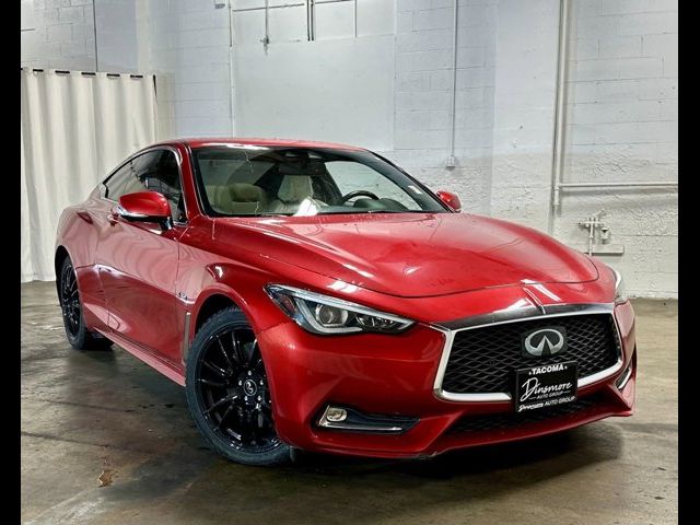 2017 INFINITI Q60 Red Sport 400