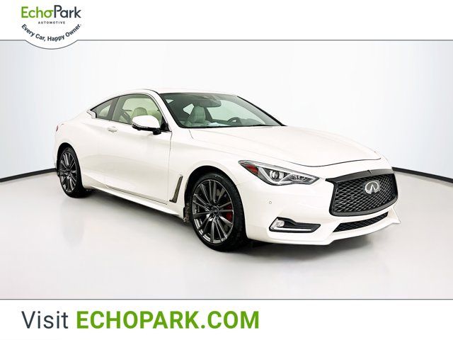 2017 INFINITI Q60 Red Sport 400