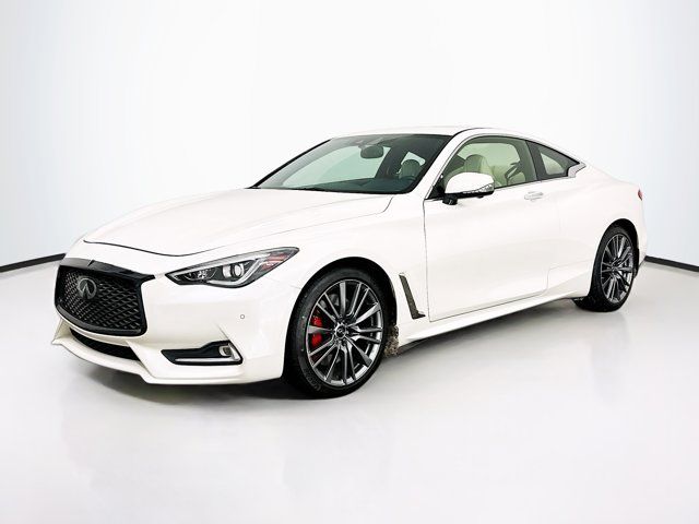 2017 INFINITI Q60 Red Sport 400