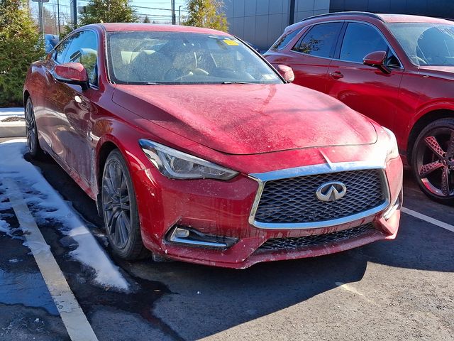 2017 INFINITI Q60 Red Sport 400