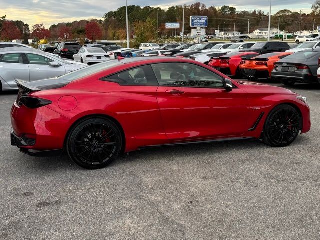 2017 INFINITI Q60 Red Sport 400