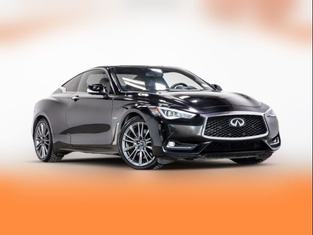 2017 INFINITI Q60 Red Sport 400