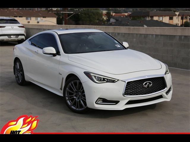 2017 INFINITI Q60 Red Sport 400