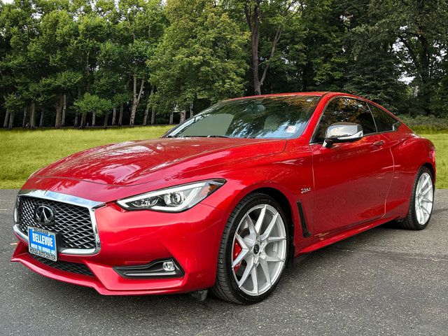 2017 INFINITI Q60 Red Sport 400