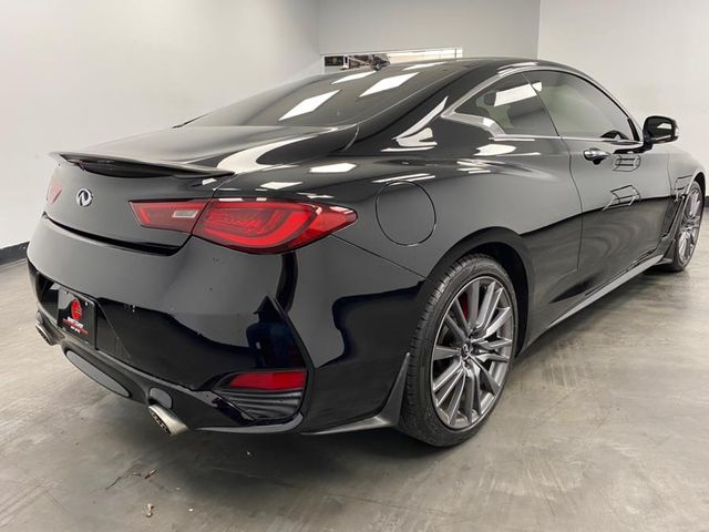 2017 INFINITI Q60 Red Sport 400