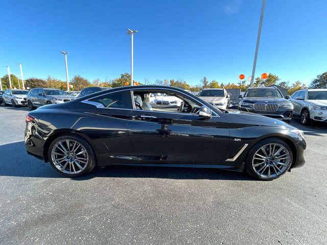 2017 INFINITI Q60 Sport