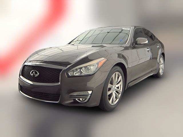 2017 INFINITI Q70 3.7