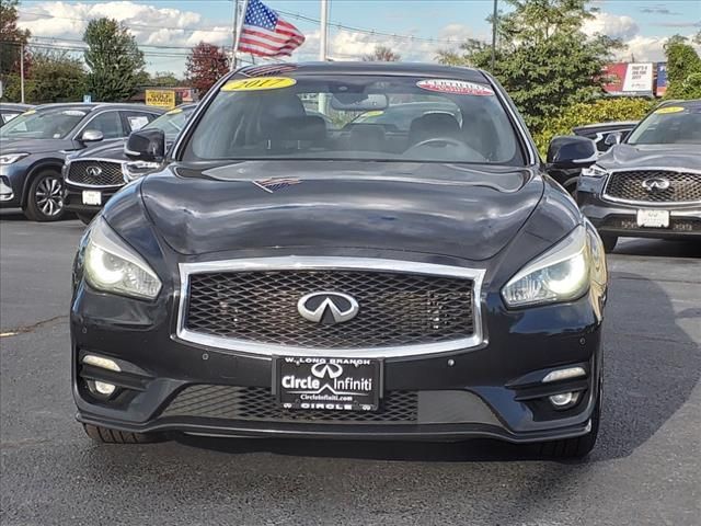 2017 INFINITI Q70 3.7