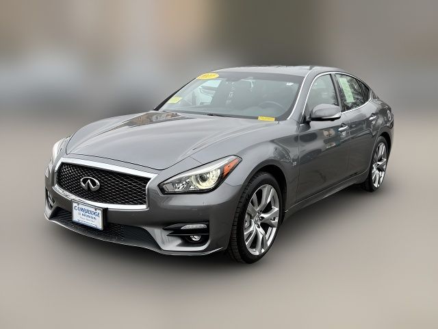 2017 INFINITI Q70 3.7