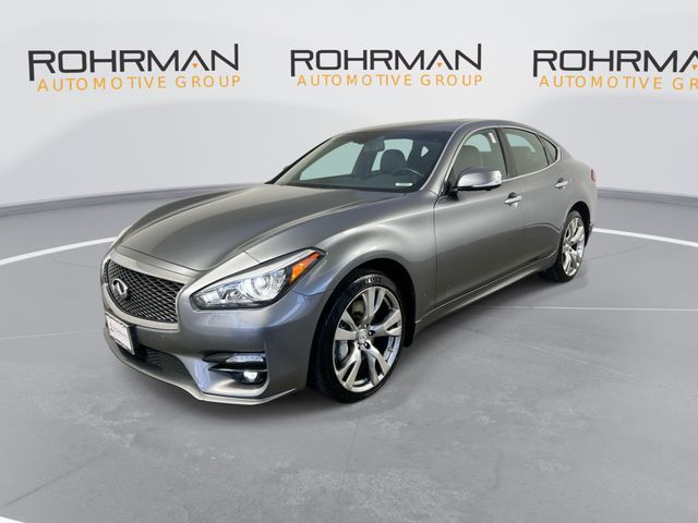 2017 INFINITI Q70 3.7