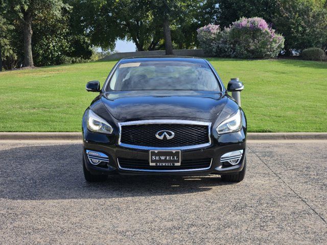 2017 INFINITI Q70L 3.7