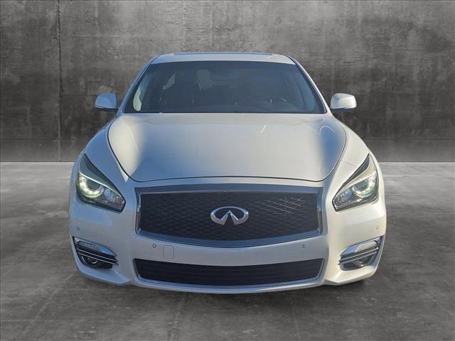 2017 INFINITI Q70L 3.7