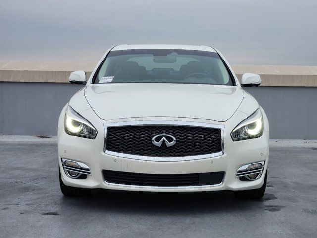 2017 INFINITI Q70L 3.7