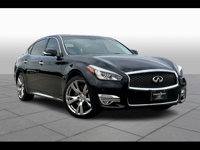 2017 INFINITI Q70L 3.7