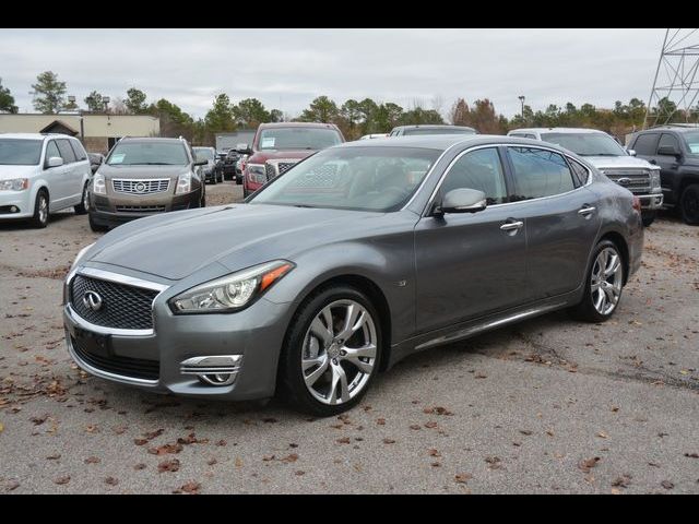 2017 INFINITI Q70L 3.7