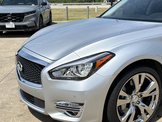 2017 INFINITI Q70L 3.7