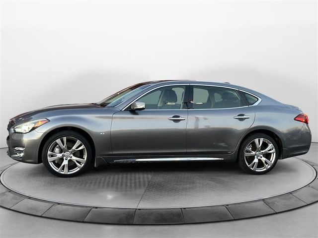 2017 INFINITI Q70L 3.7