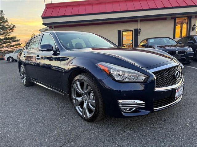 2017 INFINITI Q70L 3.7