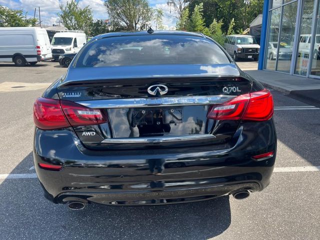 2017 INFINITI Q70L 3.7