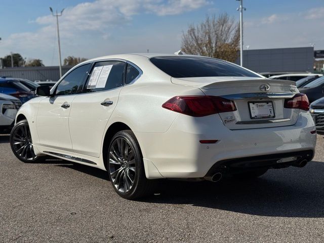 2017 INFINITI Q70L 3.7