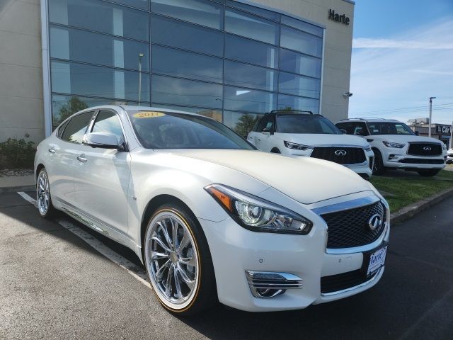 2017 INFINITI Q70L 3.7