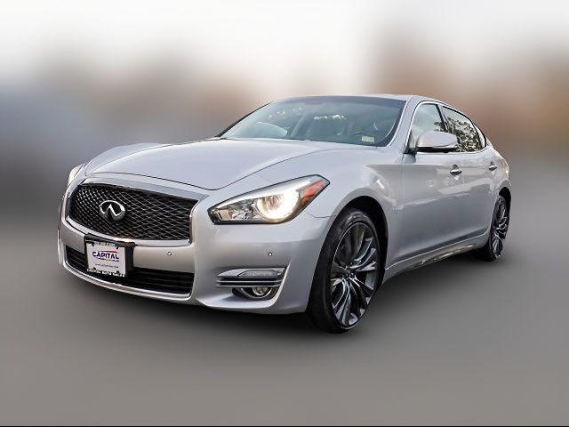 2017 INFINITI Q70L 3.7