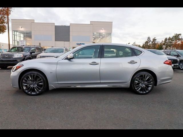 2017 INFINITI Q70L 3.7