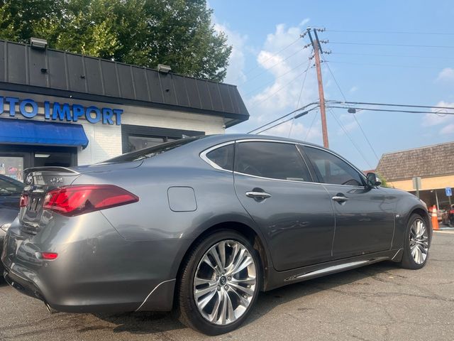 2017 INFINITI Q70L 3.7