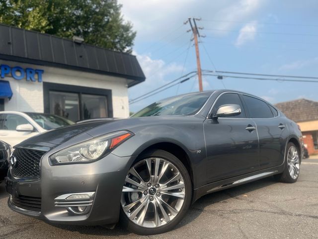 2017 INFINITI Q70L 3.7