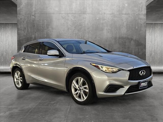 2017 INFINITI QX30 Base