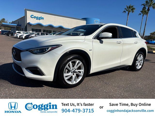 2017 INFINITI QX30 Base