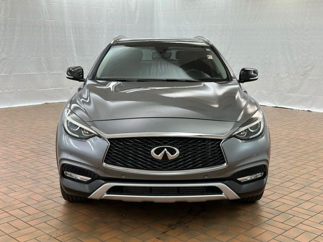 2017 INFINITI QX30 Premium