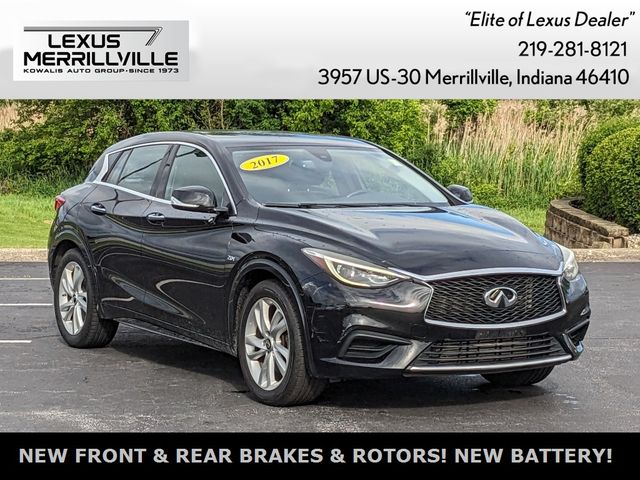 2017 INFINITI QX30 Luxury