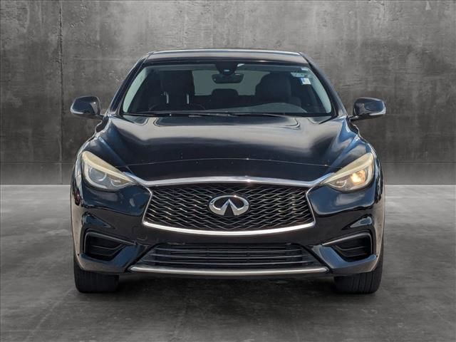 2017 INFINITI QX30 Luxury