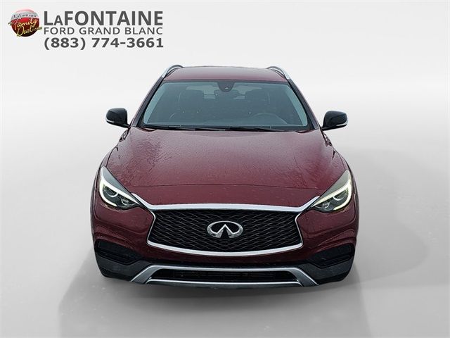 2017 INFINITI QX30 Luxury