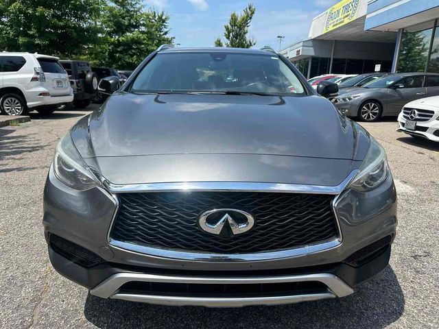 2017 INFINITI QX30 Luxury