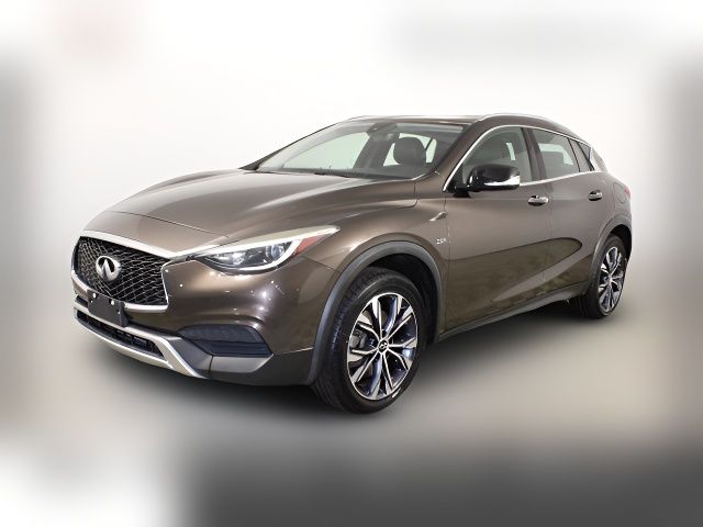 2017 INFINITI QX30 Luxury